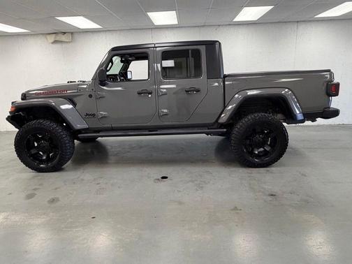 Granite Crystal Metallic Clearcoat 2020 Jeep Gladiator Altitude 4x4