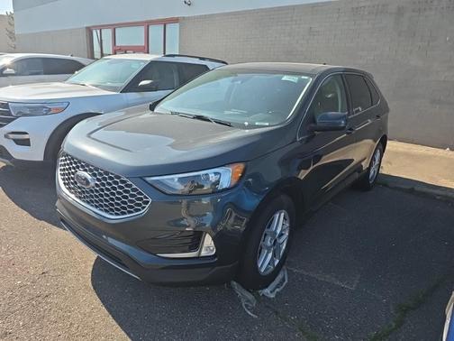 Blue Metallic 2024 Ford Edge SEL