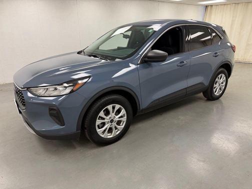 Vapor Blue Metallic 2023 Ford Escape Active