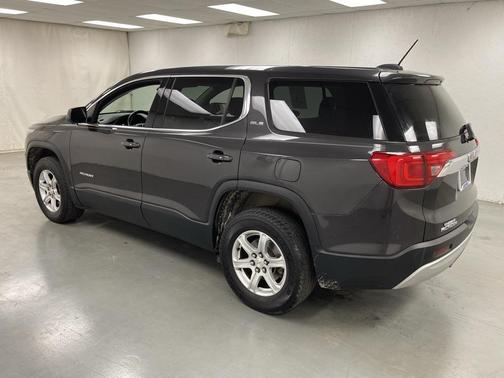 2017 GMC Acadia SLE-1