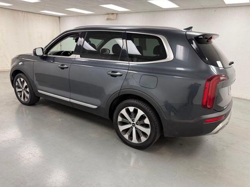 Gravity Grey 2022 Kia Telluride S