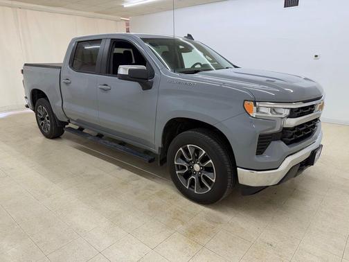 Slate Gray Metallic 2024 Chevrolet Silverado 1500 LT