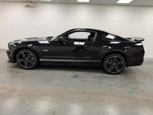 2013 Ford Mustang GT Premium