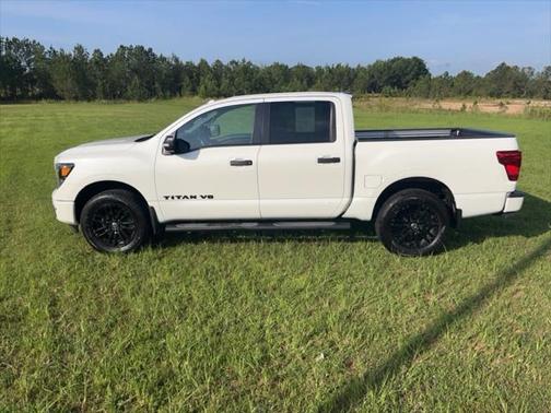 2019 Nissan Titan SL