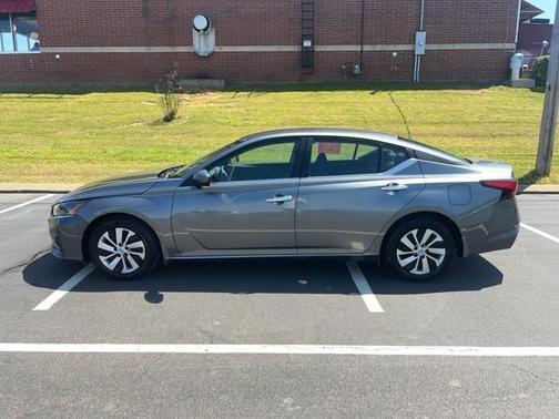 2023 Nissan Altima S FWD