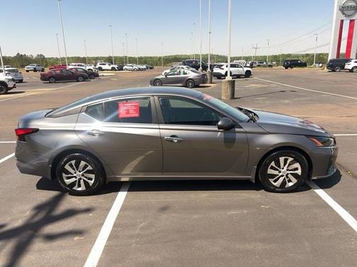 2023 Nissan Altima S FWD