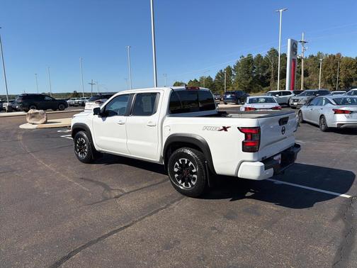 2024 Nissan Frontier PRO-X