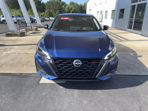 2024 Nissan Altima SR FWD