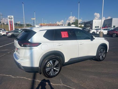 2024 Nissan Rogue SL