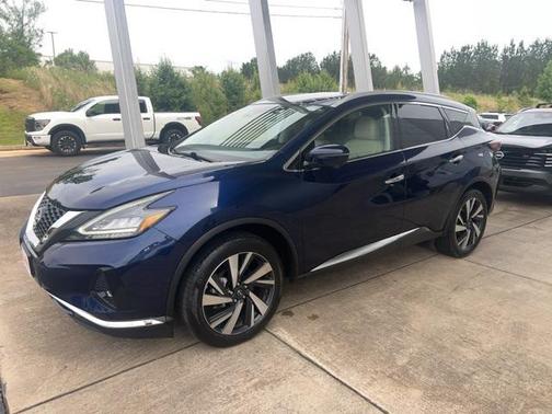 2023 Nissan Murano SL FWD