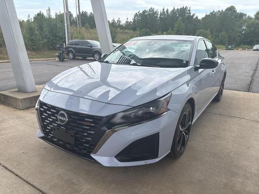 2024 Nissan Altima SR FWD