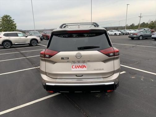 2025 Nissan Rogue Platinum
