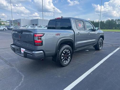 2024 Nissan Frontier PRO-4X