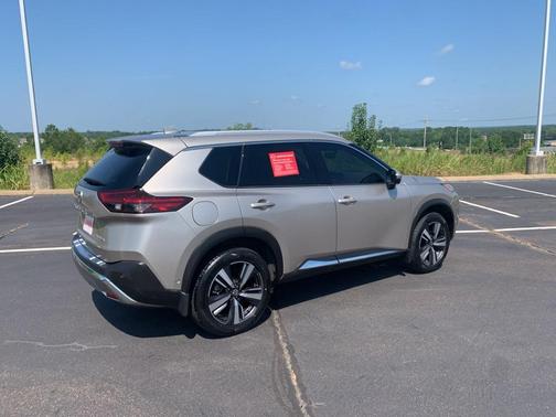 2021 Nissan Rogue Platinum