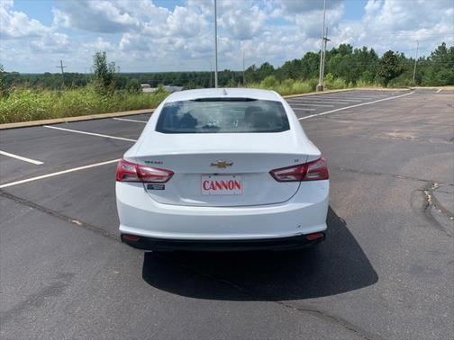 2021 Chevrolet Malibu FWD LT