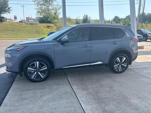 2022 Nissan Rogue SL
