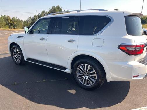 2024 Nissan Armada SL 2WD