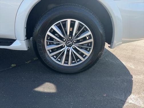 2024 Nissan Armada SL 2WD
