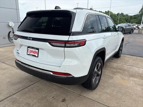 2022 Jeep Grand Cherokee 4xe Base