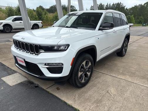 2022 Jeep Grand Cherokee 4xe Base