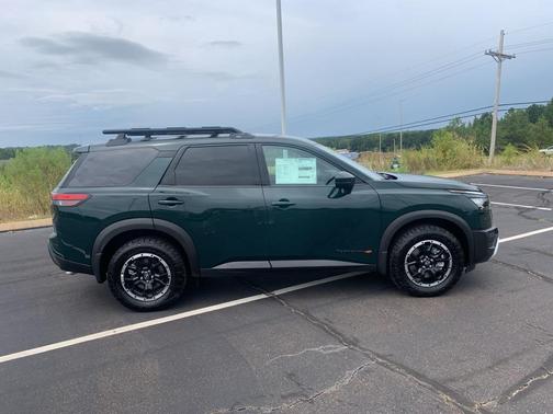 2025 Nissan Pathfinder Rock Creek 4WD