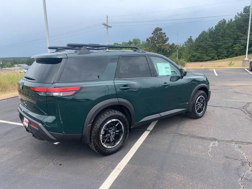 2025 Nissan Pathfinder Rock Creek 4WD