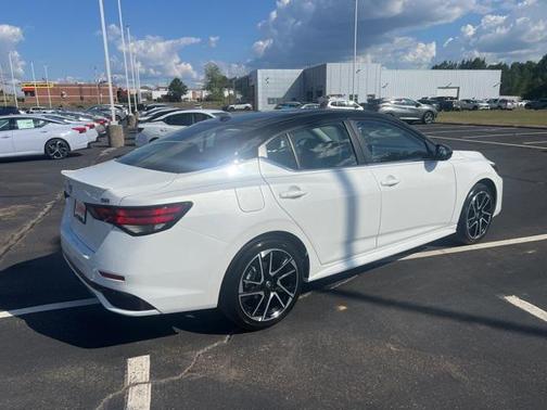 2025 Nissan Sentra SR