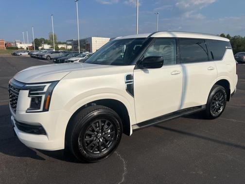 2026 Nissan Armada SV