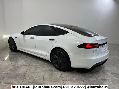 Pearl White Multi-Coat 2023 Tesla Model S Standard Range