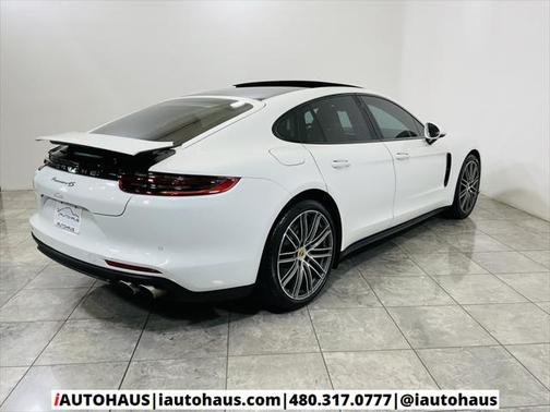2020 Porsche Panamera 4S