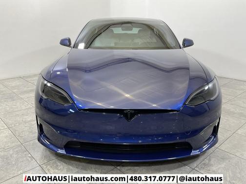 2022 Tesla Model S Plaid