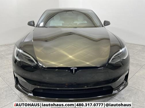 2023 Tesla Model S Plaid