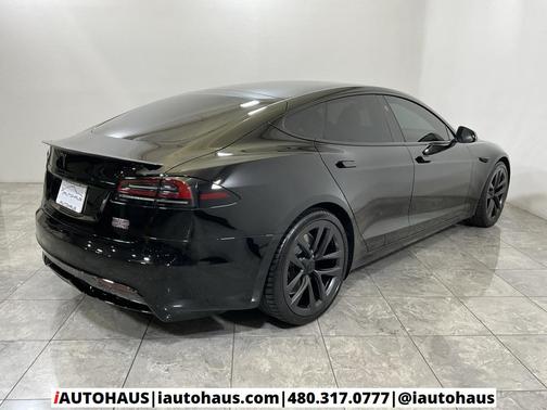 2023 Tesla Model S Plaid