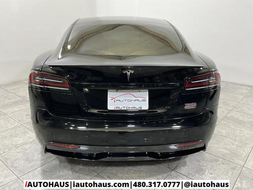 2023 Tesla Model S Plaid
