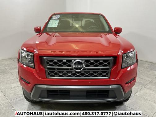 2022 Nissan Frontier SV