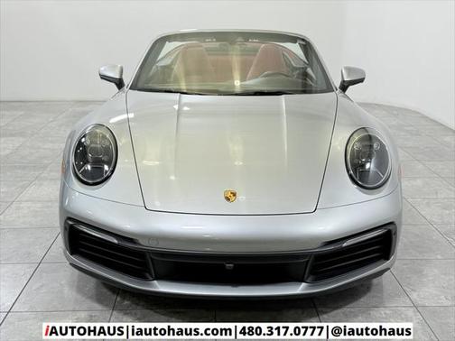 2022 Porsche 911 Carrera
