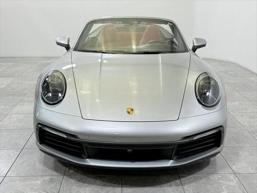 2022 Porsche 911 Carrera