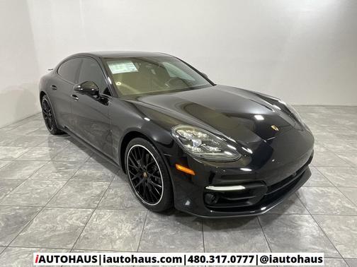 2022 Porsche Panamera Platinum Edition