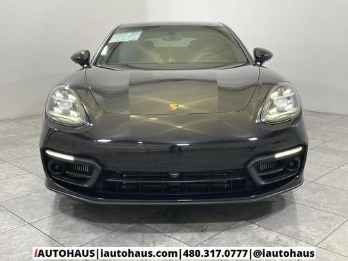 2022 Porsche Panamera Platinum Edition