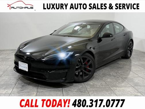 2023 Tesla Model S Plaid