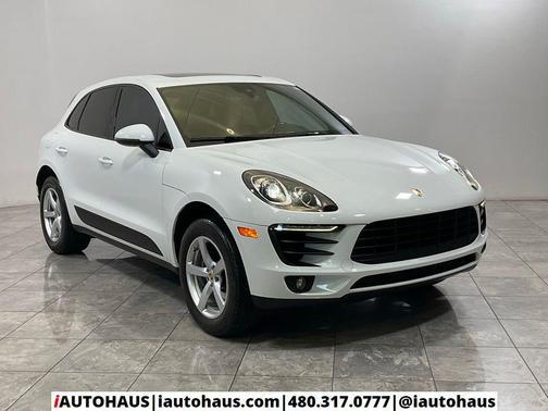 2017 Porsche Macan Base