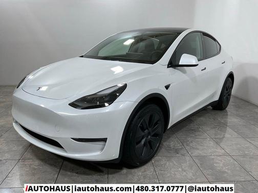 2024 Tesla Model Y Long Range Single Motor Rear-Wheel Drive