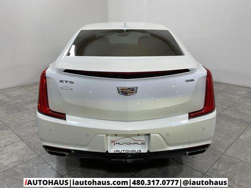 2018 Cadillac XTS Luxury