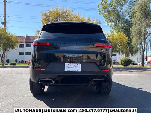 2023 Land Rover Range Rover Sport SE