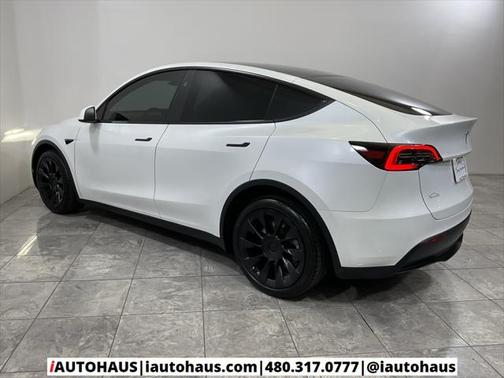 2024 Tesla Model Y Long Range Dual Motor All-Wheel Drive