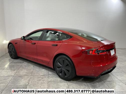 2021 Tesla Model S Long Range