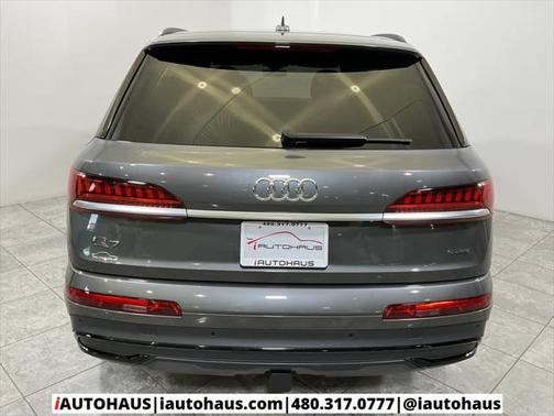 2020 Audi Q7 55 Prestige