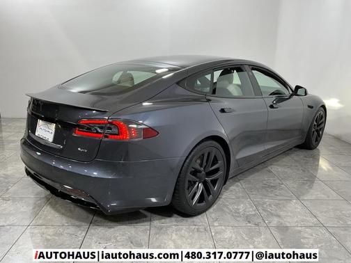 2021 Tesla Model S Plaid