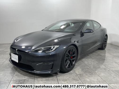 2025 Tesla Model S Plaid