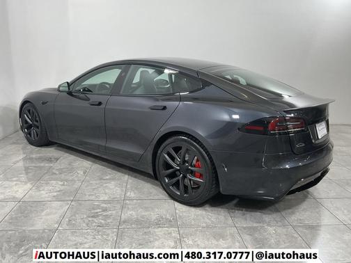 2025 Tesla Model S Plaid